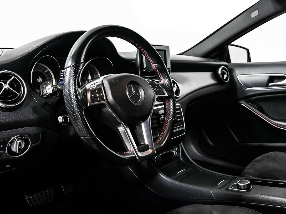 Mercedes-Benz GLA 250, 2014 Фото №12