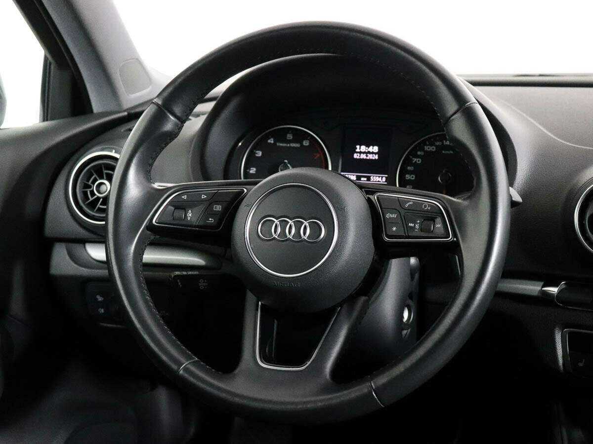 Audi A3, 2018 Фото №12