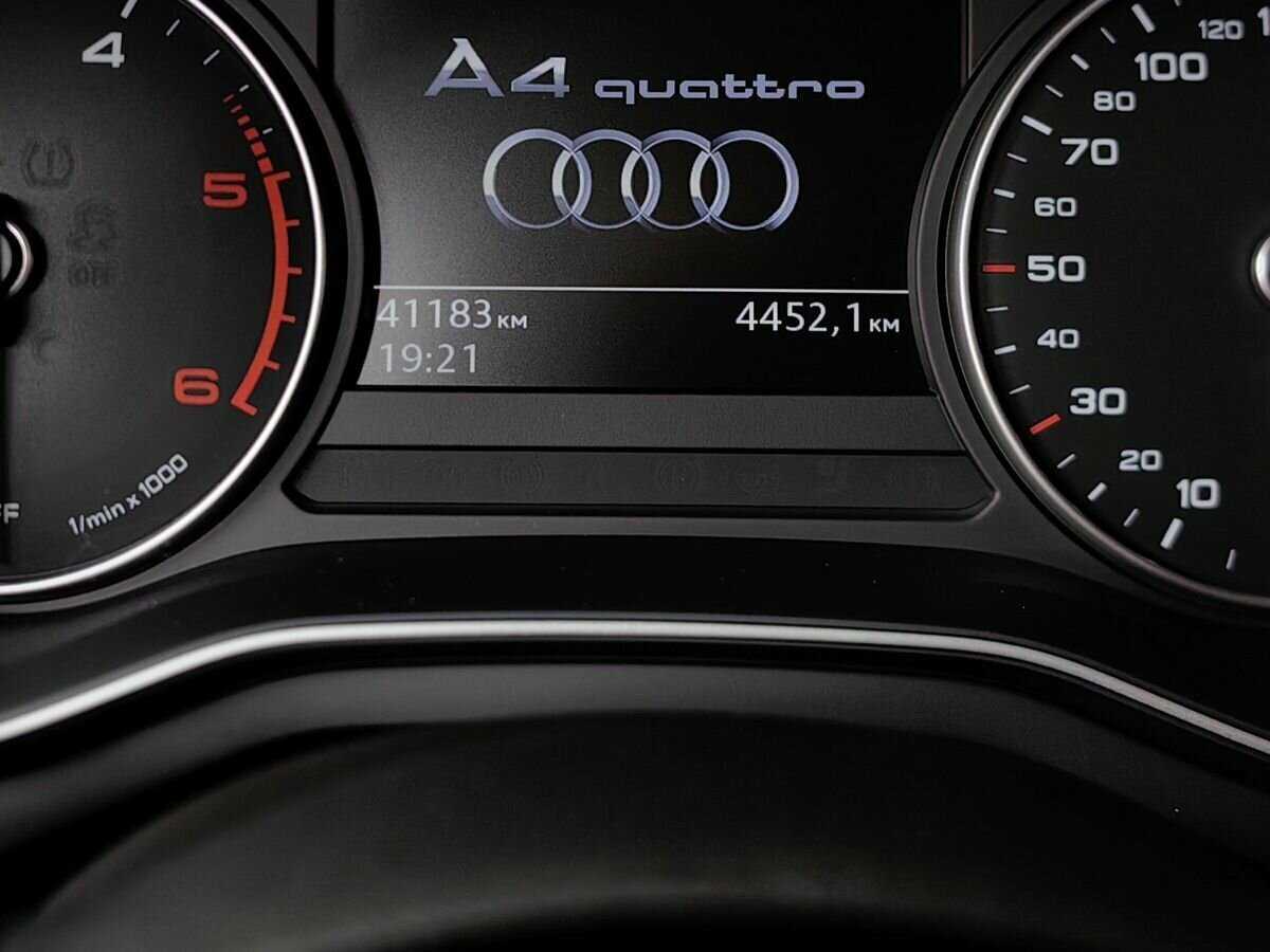 Audi A4, 2017 Фото №17