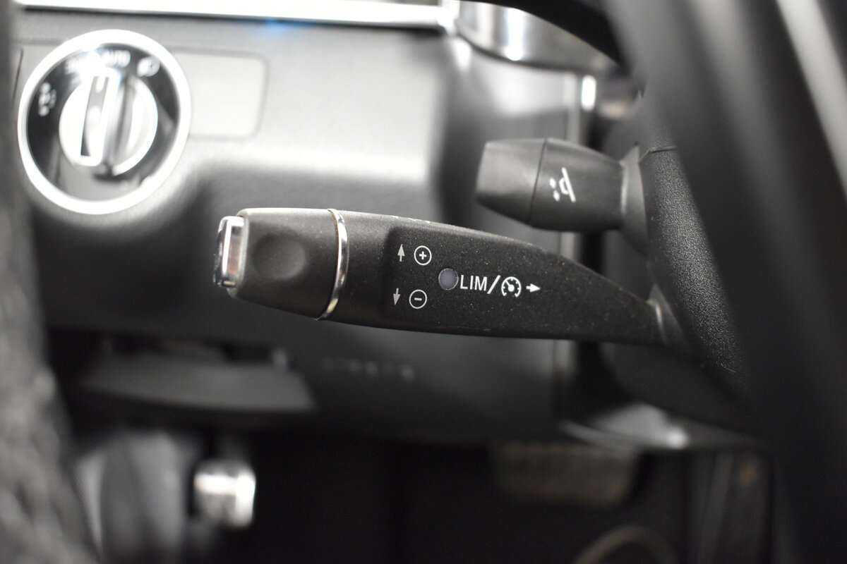 Mercedes-Benz E-Класс 300, 2013 Фото №19
