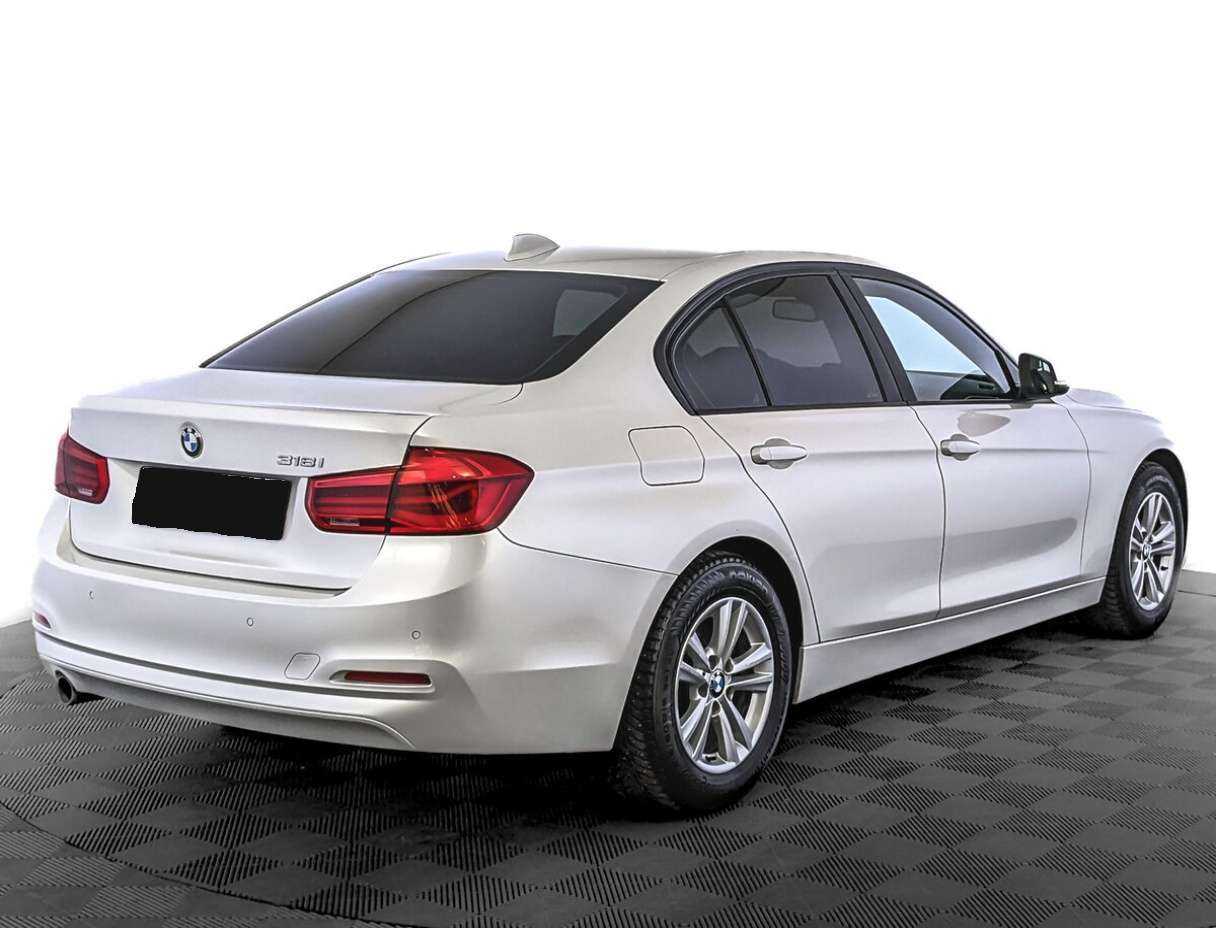 BMW 3 серии 318i, 2017 Фото №5