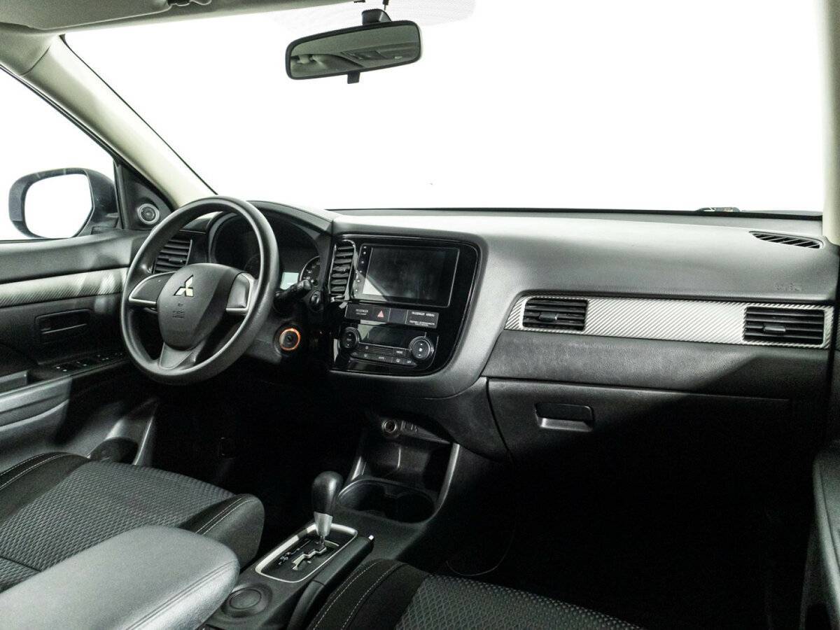 Mitsubishi Outlander, 2016 Фото №9