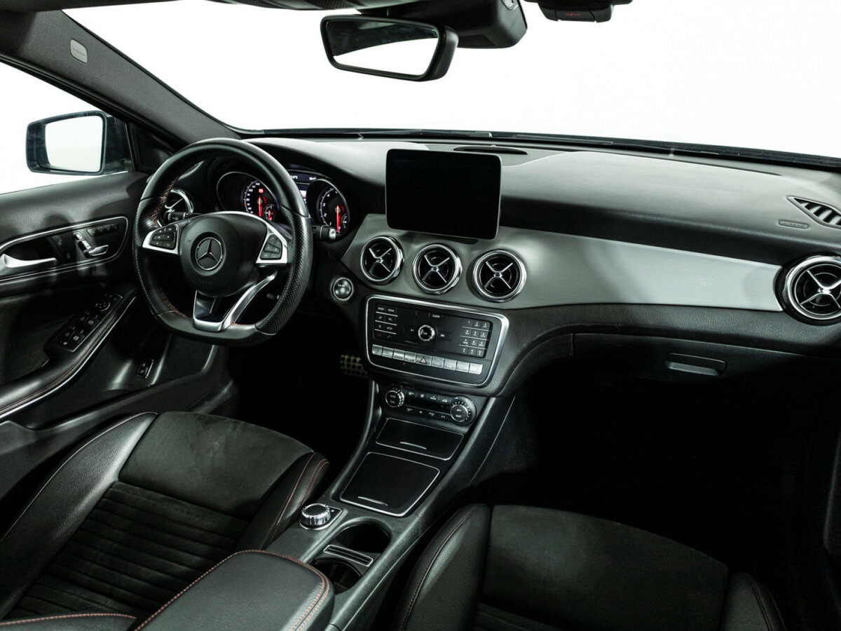 Mercedes-Benz GLA 250 I (X156) Рестайлинг, 2017 Фото №9