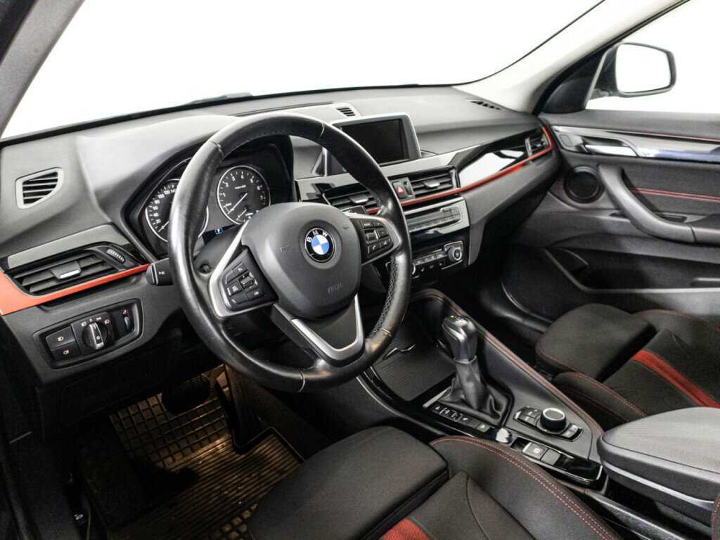 BMW X1 20i xDrive, 2017 Фото №11