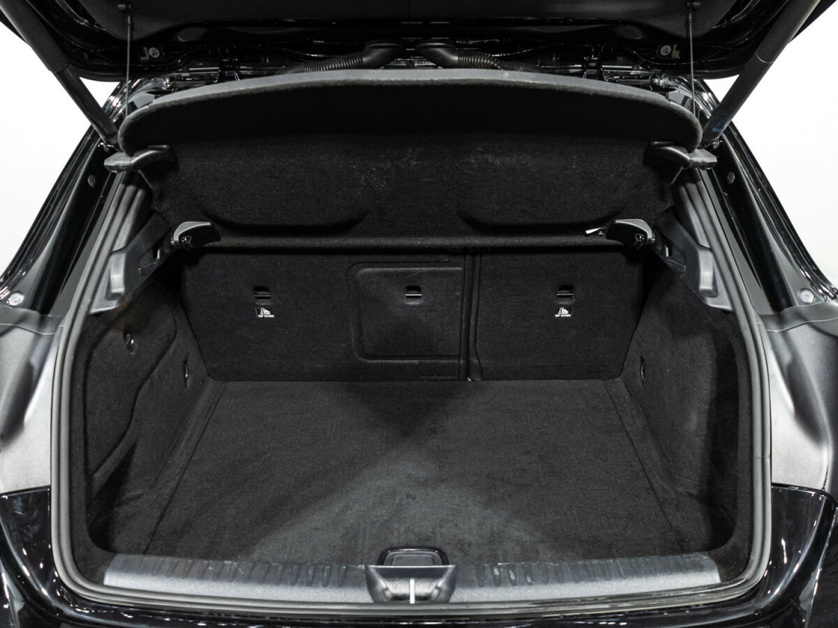 Mercedes-Benz GLA 200 I (X156) Рестайлинг, 2019 Фото №18