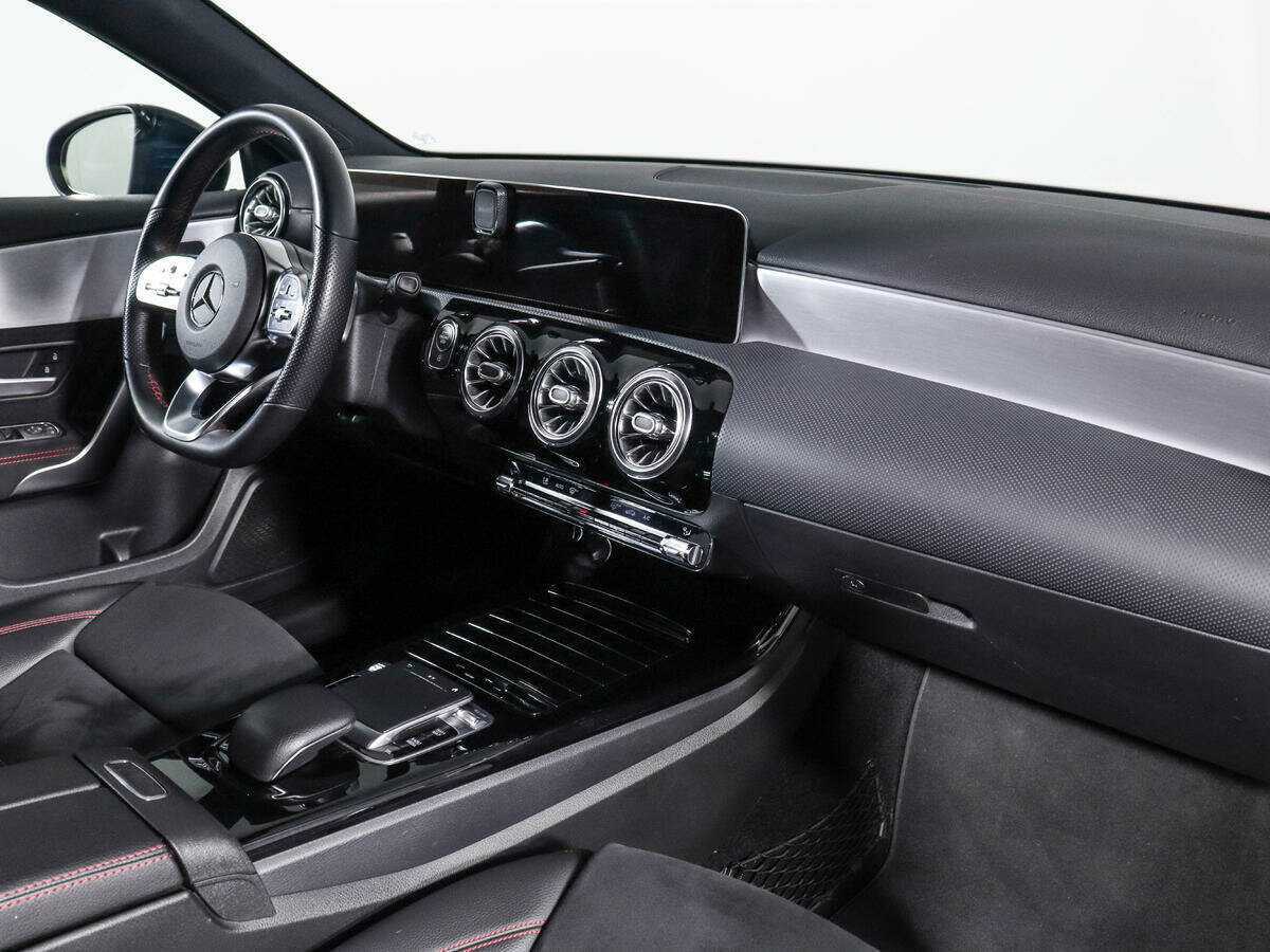 Mercedes-Benz A-Класс 220, 2019 Фото №9