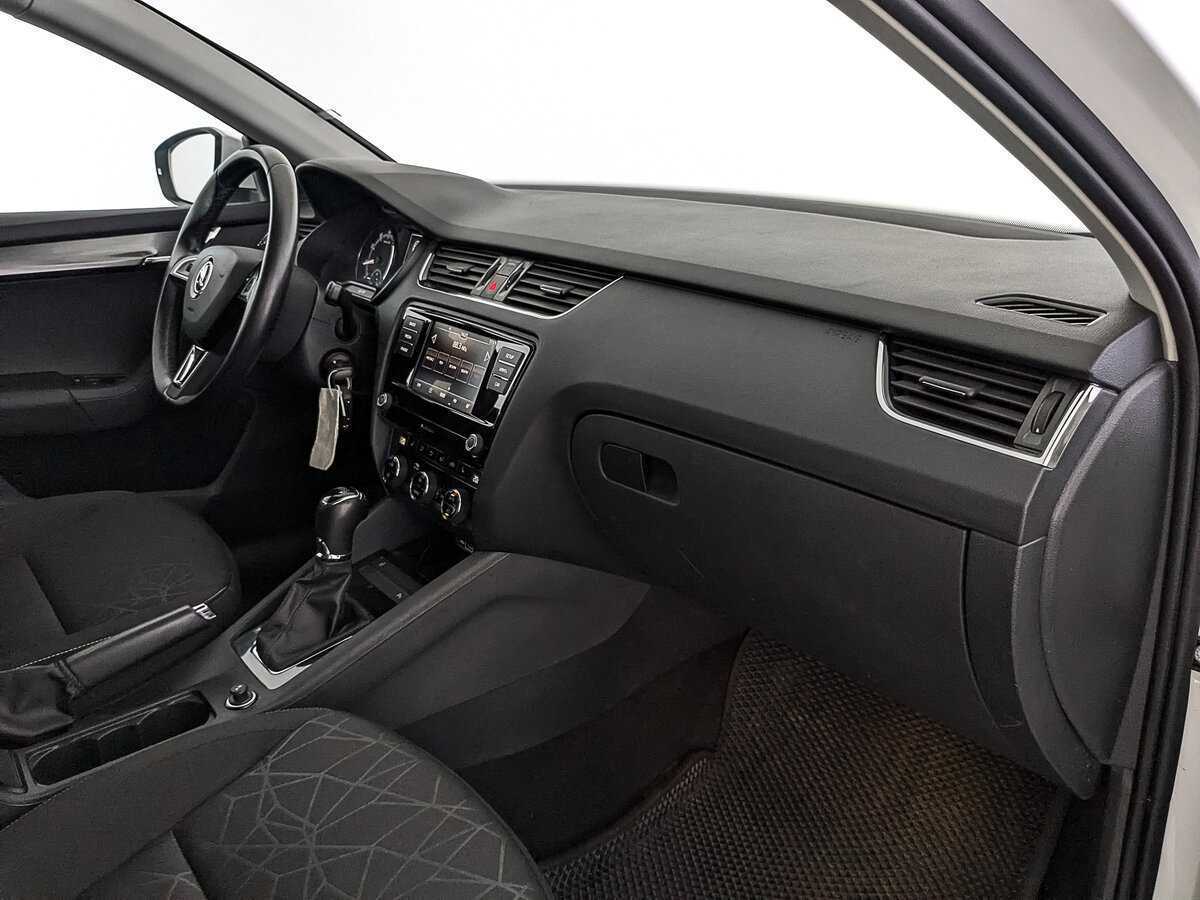 Skoda Octavia, 2018 Фото №13