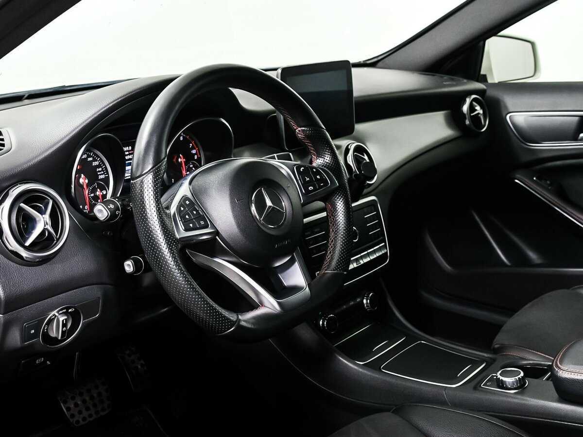 Mercedes-Benz GLA 250, 2017 Фото №10