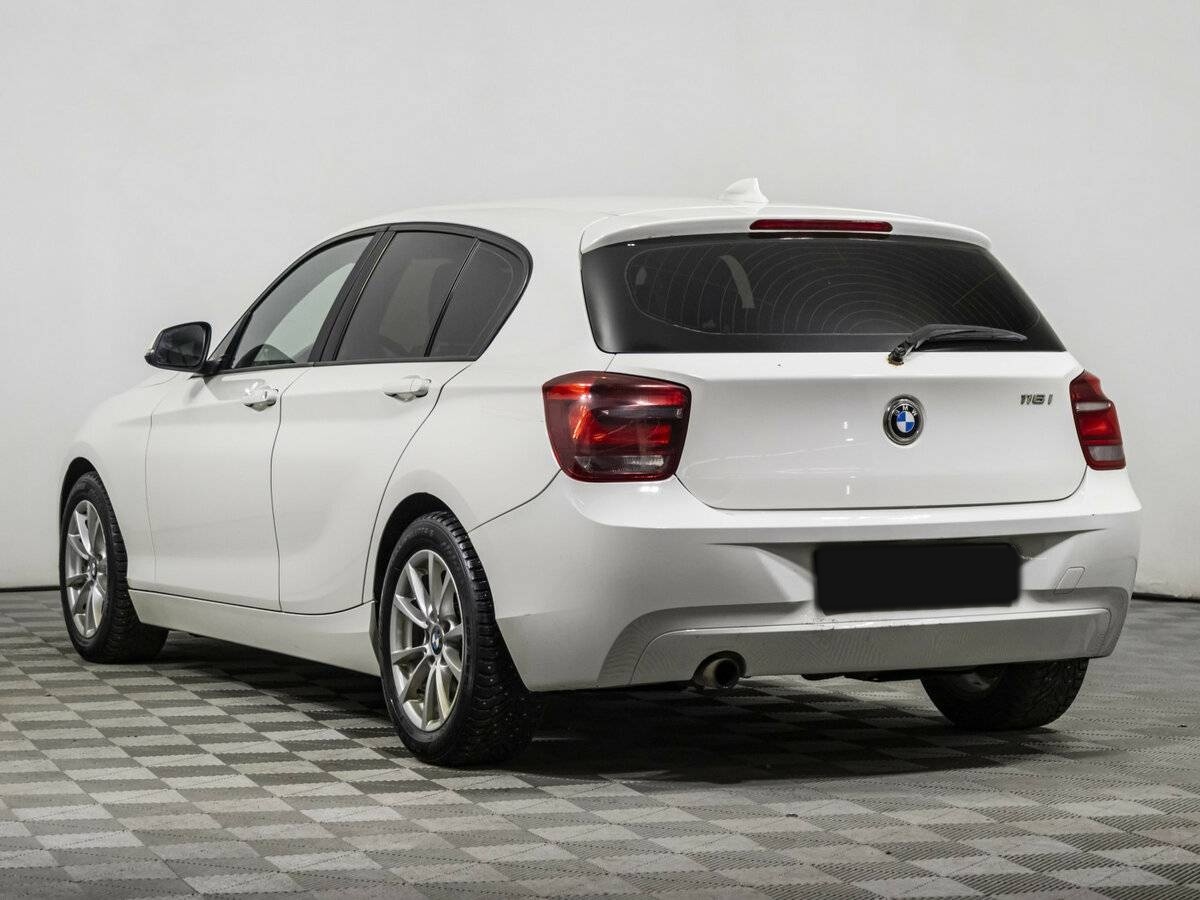 BMW 1 серии 116i II (F20/F21), 2012 Фото №6