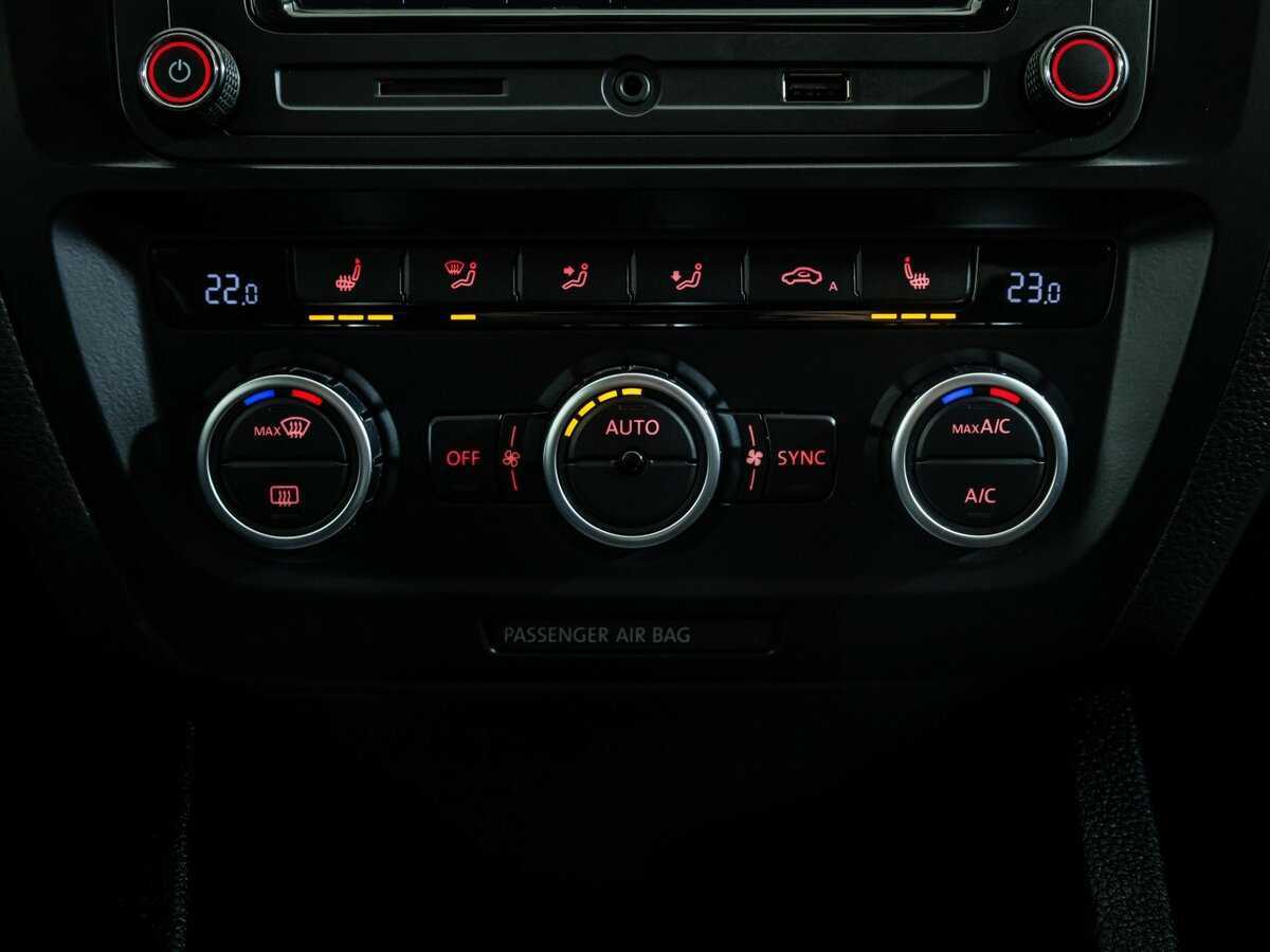 Volkswagen Jetta, 2012 Фото №14