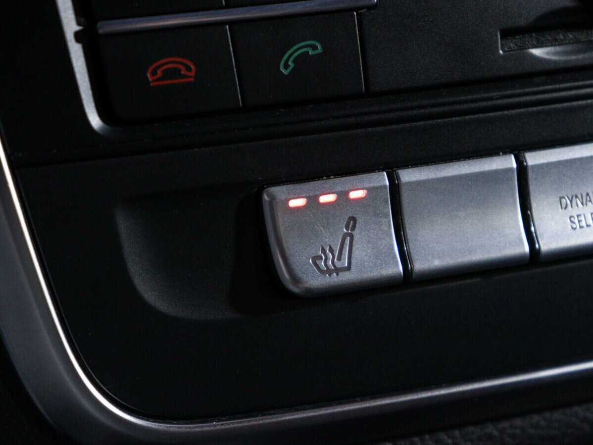 Mercedes-Benz GLA 200, 2017 Фото №18