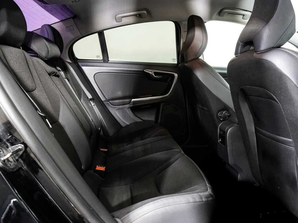 Volvo S60, 2012 Фото №14