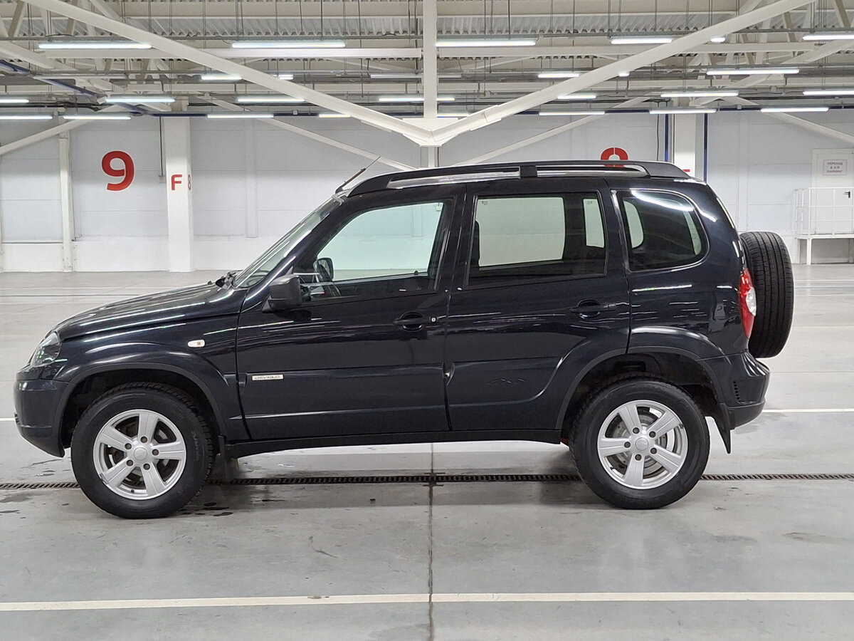 Chevrolet Niva I Рестайлинг, 2017 Фото №8