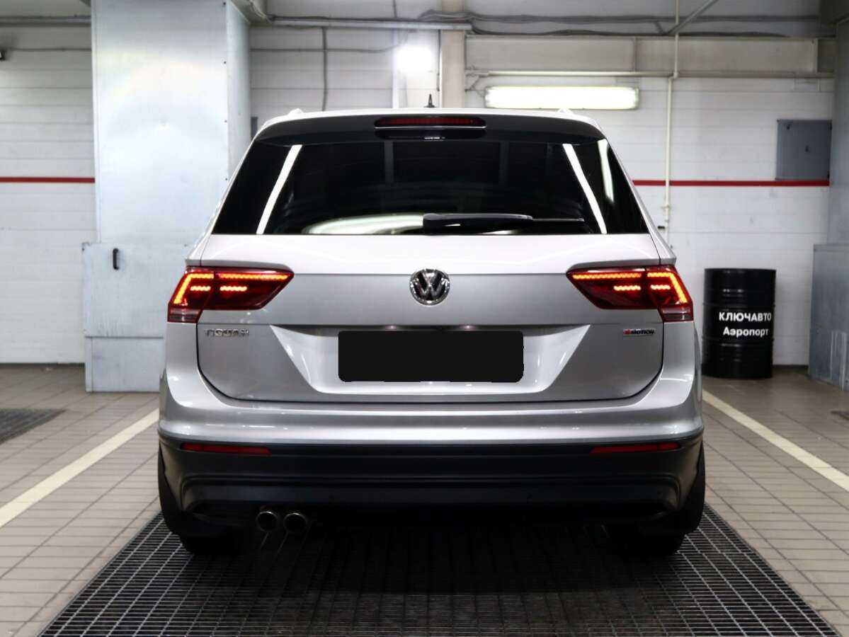 Volkswagen Tiguan, 2019 Фото №5