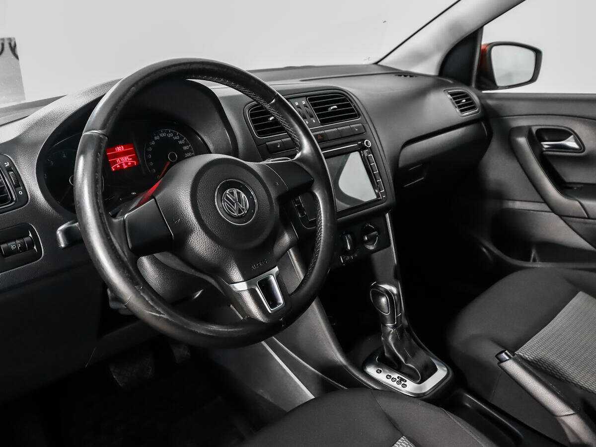 Volkswagen Polo, 2012 Фото №9