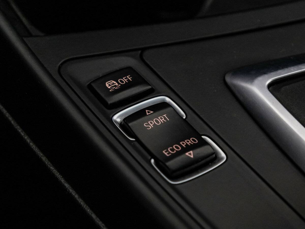 BMW 1 серии 116i II (F20/F21), 2012 Фото №14