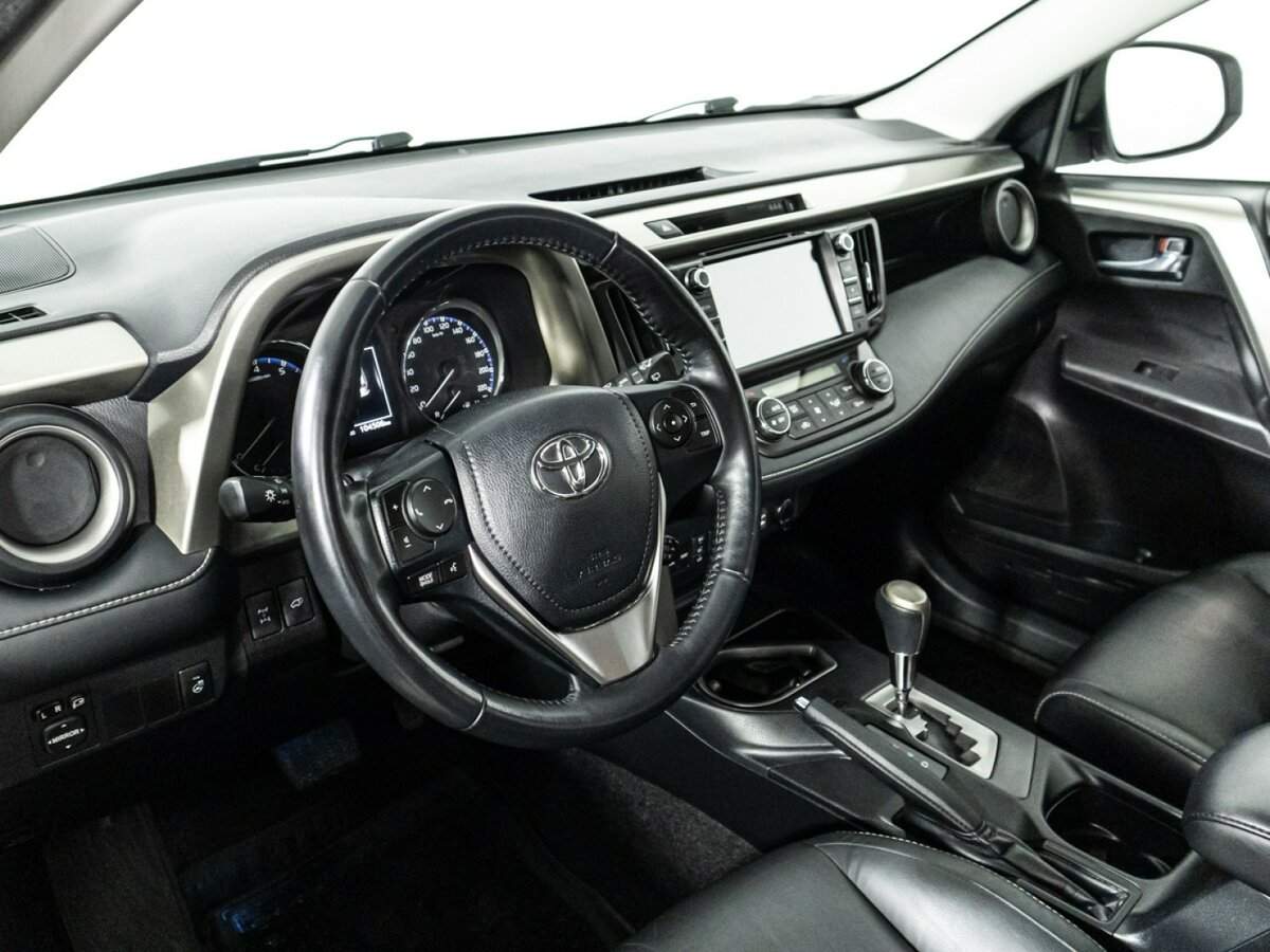 Toyota RAV4, 2018 Фото №11
