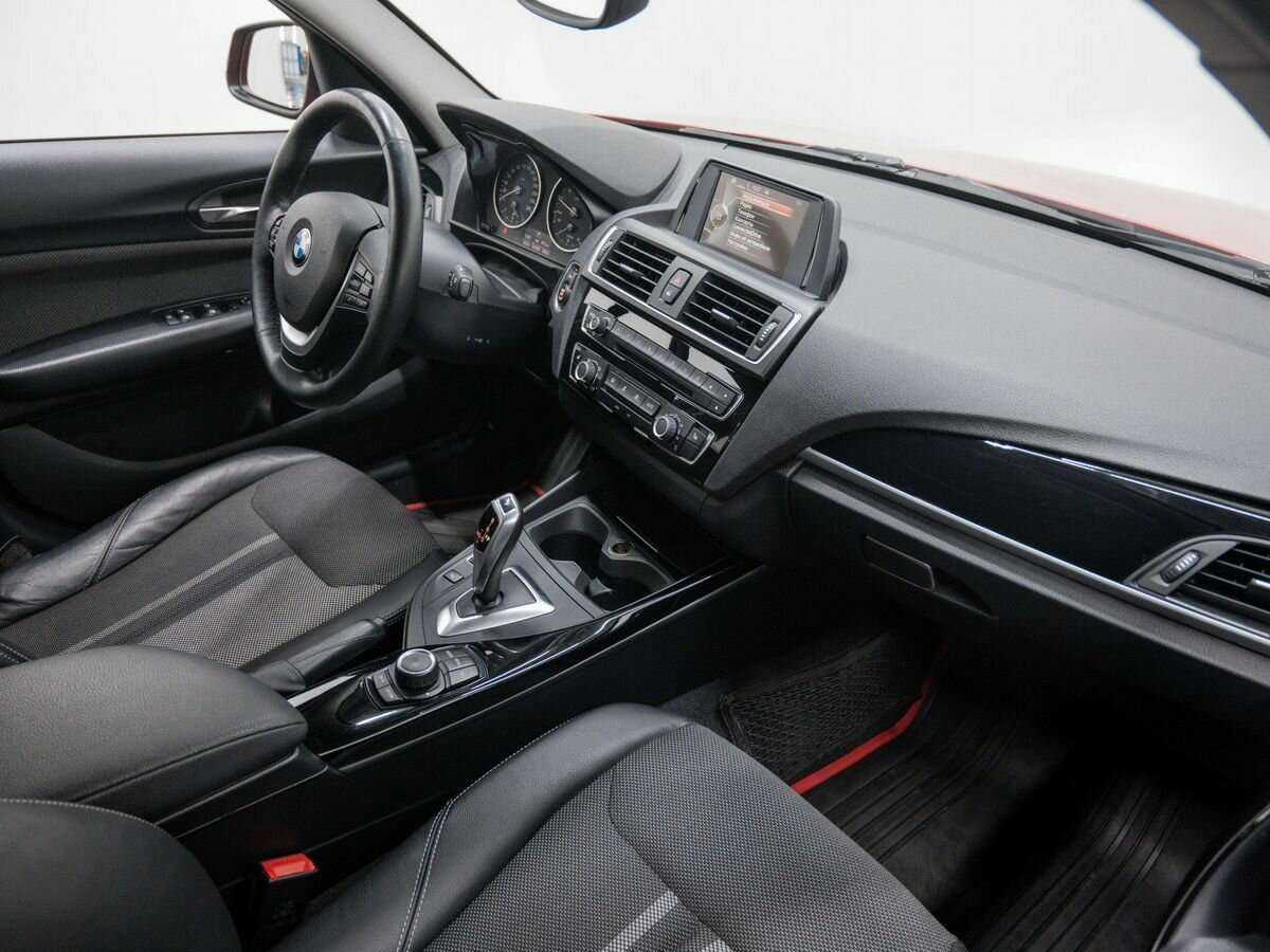 BMW 1 серии 118i, 2016 Фото №7