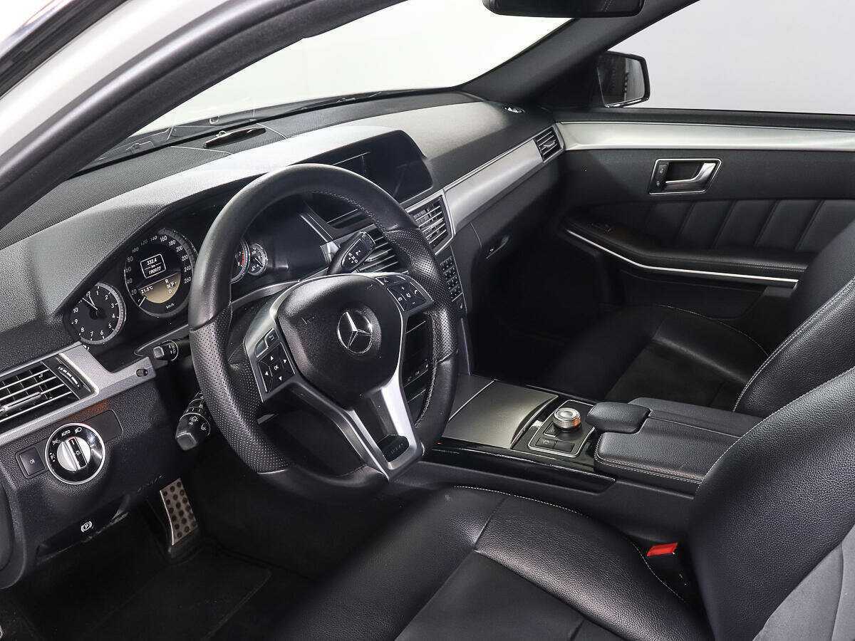 Mercedes-Benz E-Класс 200 7G-Tronic, 2012 Фото №13
