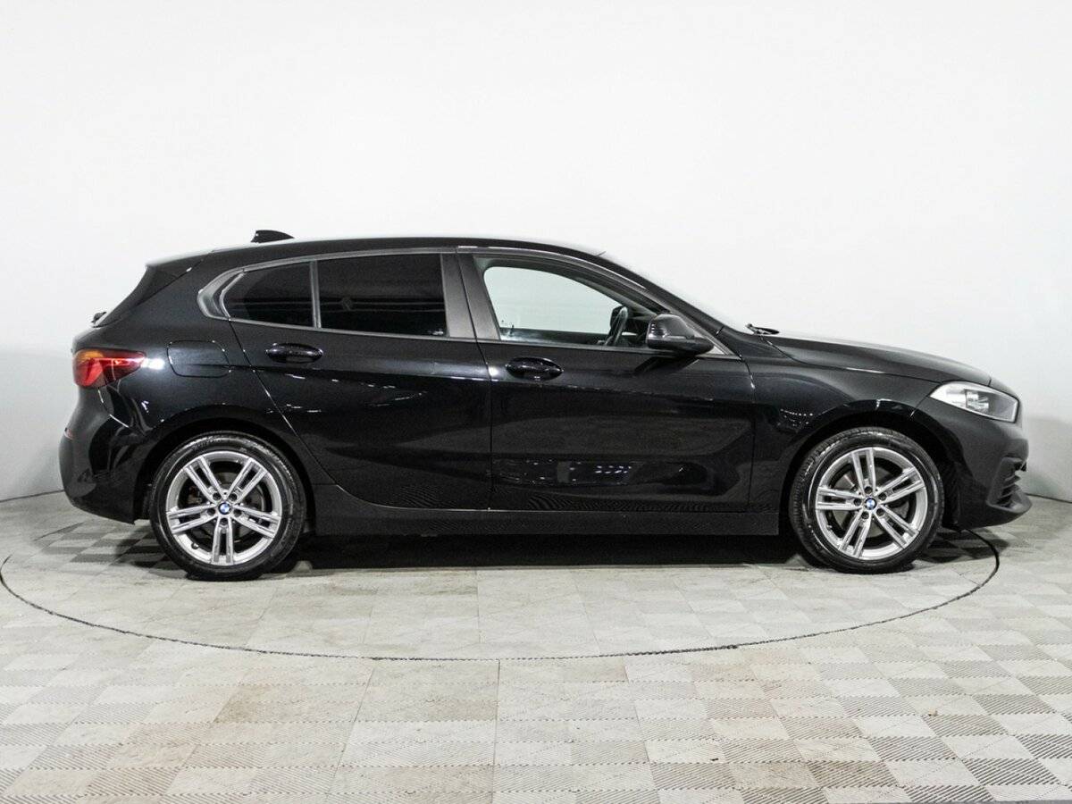 BMW 1 серии 116d III (F40), 2020 Фото №4