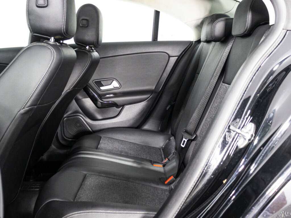 Mercedes-Benz CLA 200, 2019 Фото №10