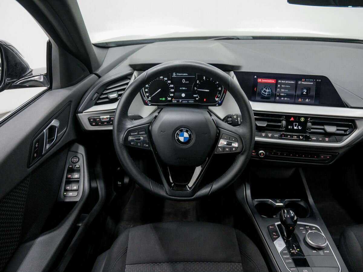 BMW 1 серии 118i, 2019 Фото №11
