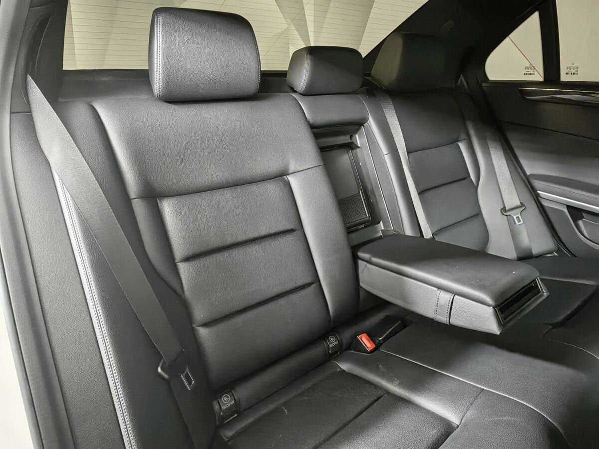 Mercedes-Benz E-Класс 200 7G-Tronic, 2013 Фото №13