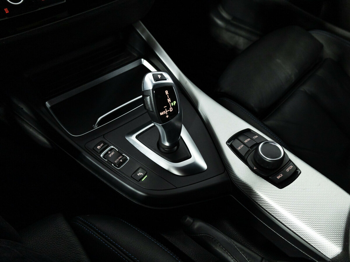 BMW 1 серии 118i II (F20/F21) Рестайлинг 2, 2018 Фото №15