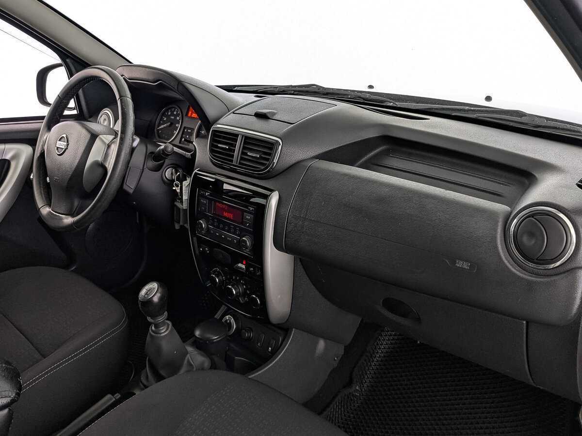 Nissan Terrano, 2015 Фото №11