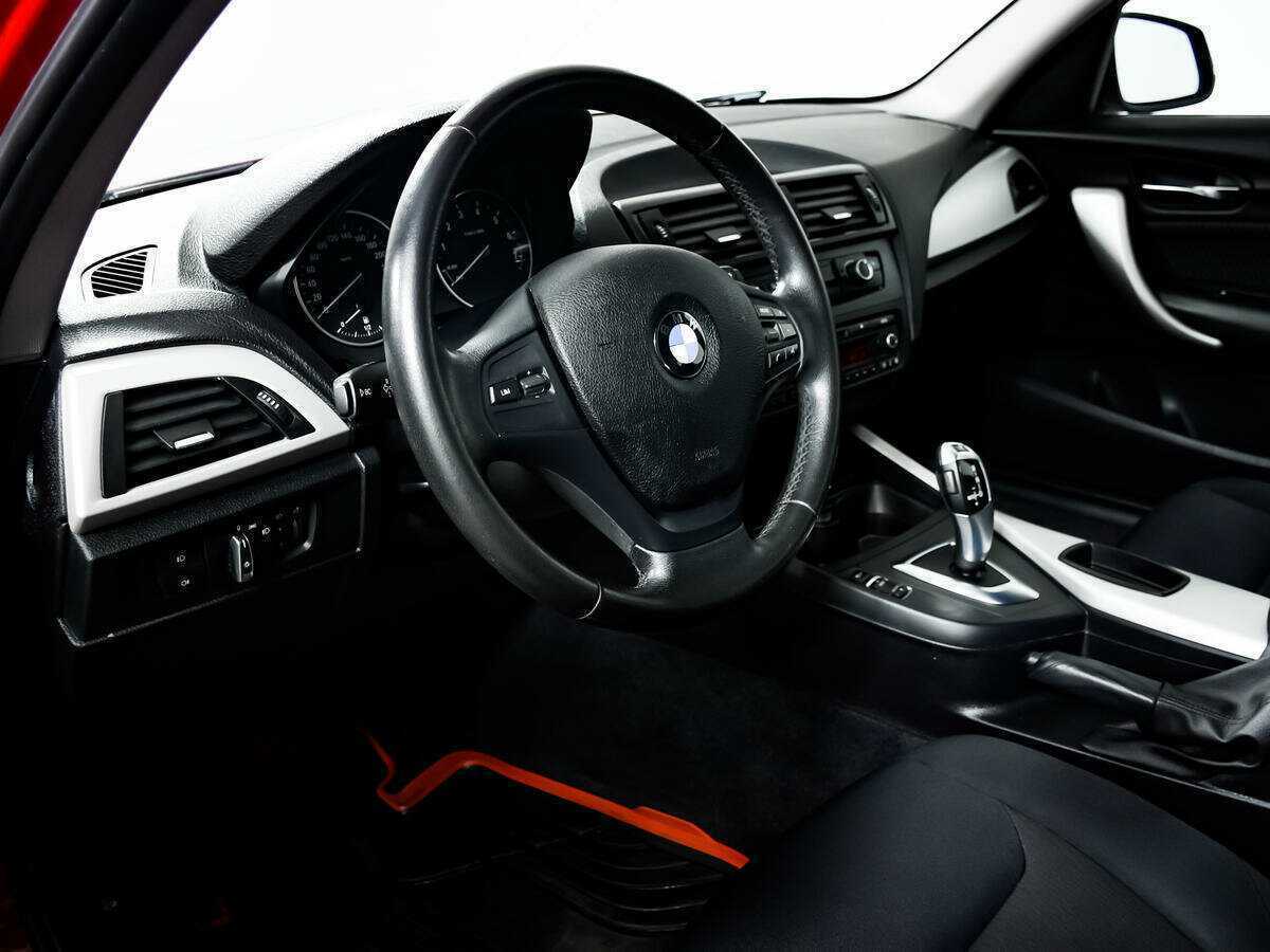 BMW 1 серии 116i, 2012 Фото №13