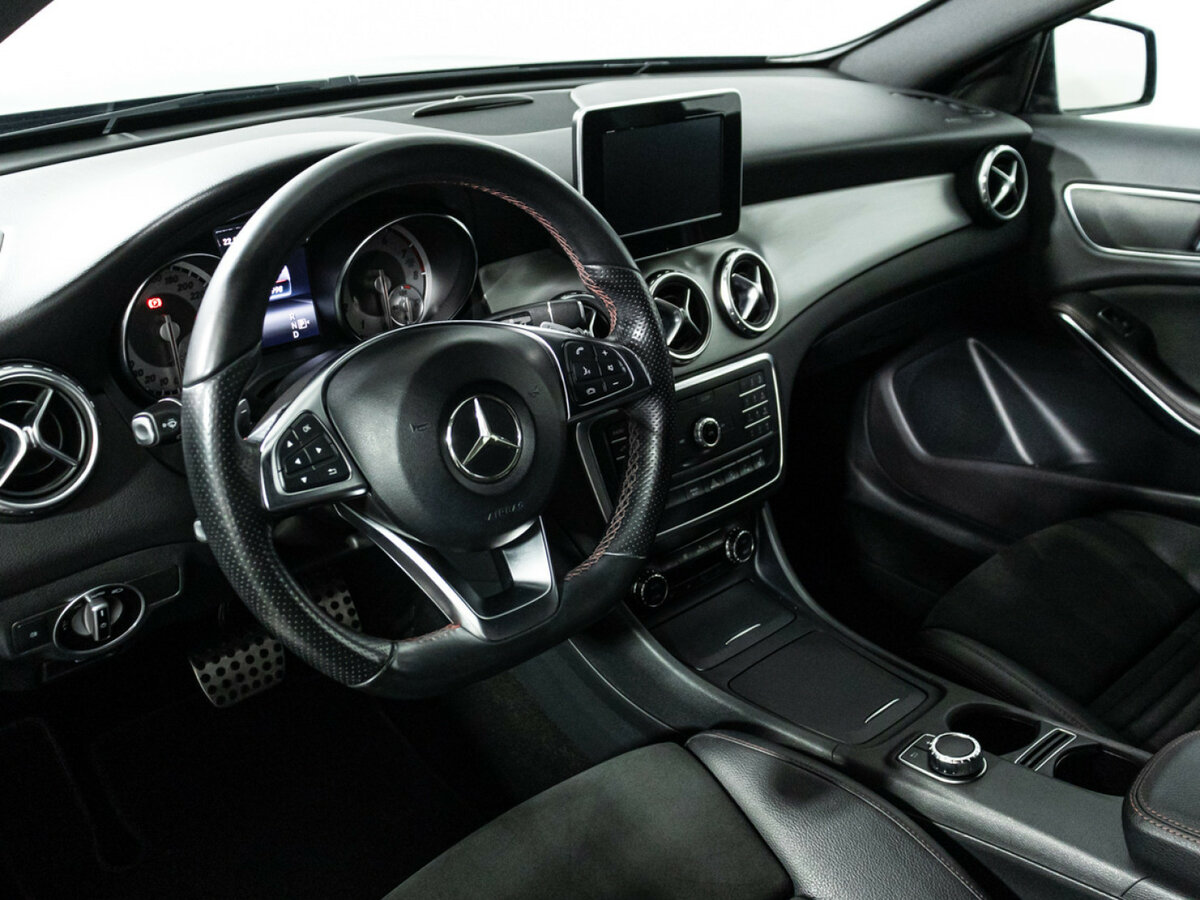 Mercedes-Benz GLA 200 I (X156), 2016 Фото №11