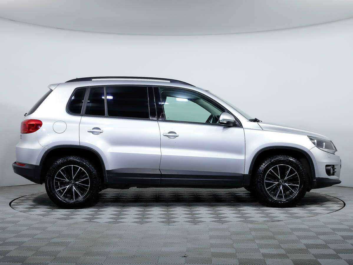 Volkswagen Tiguan, 2012 Фото №3