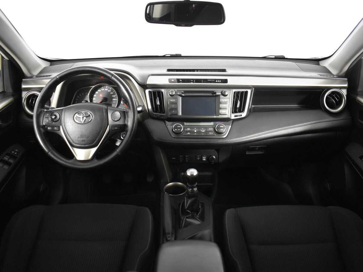 Toyota RAV4, 2015 Фото №12