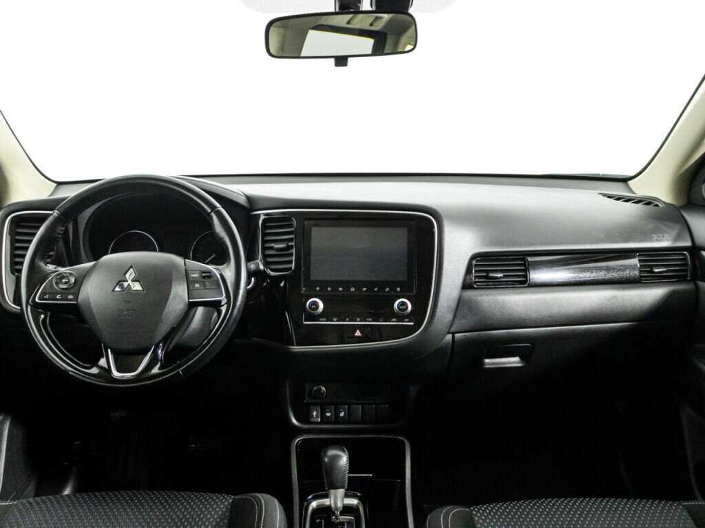 Mitsubishi Outlander, 2021 Фото №13