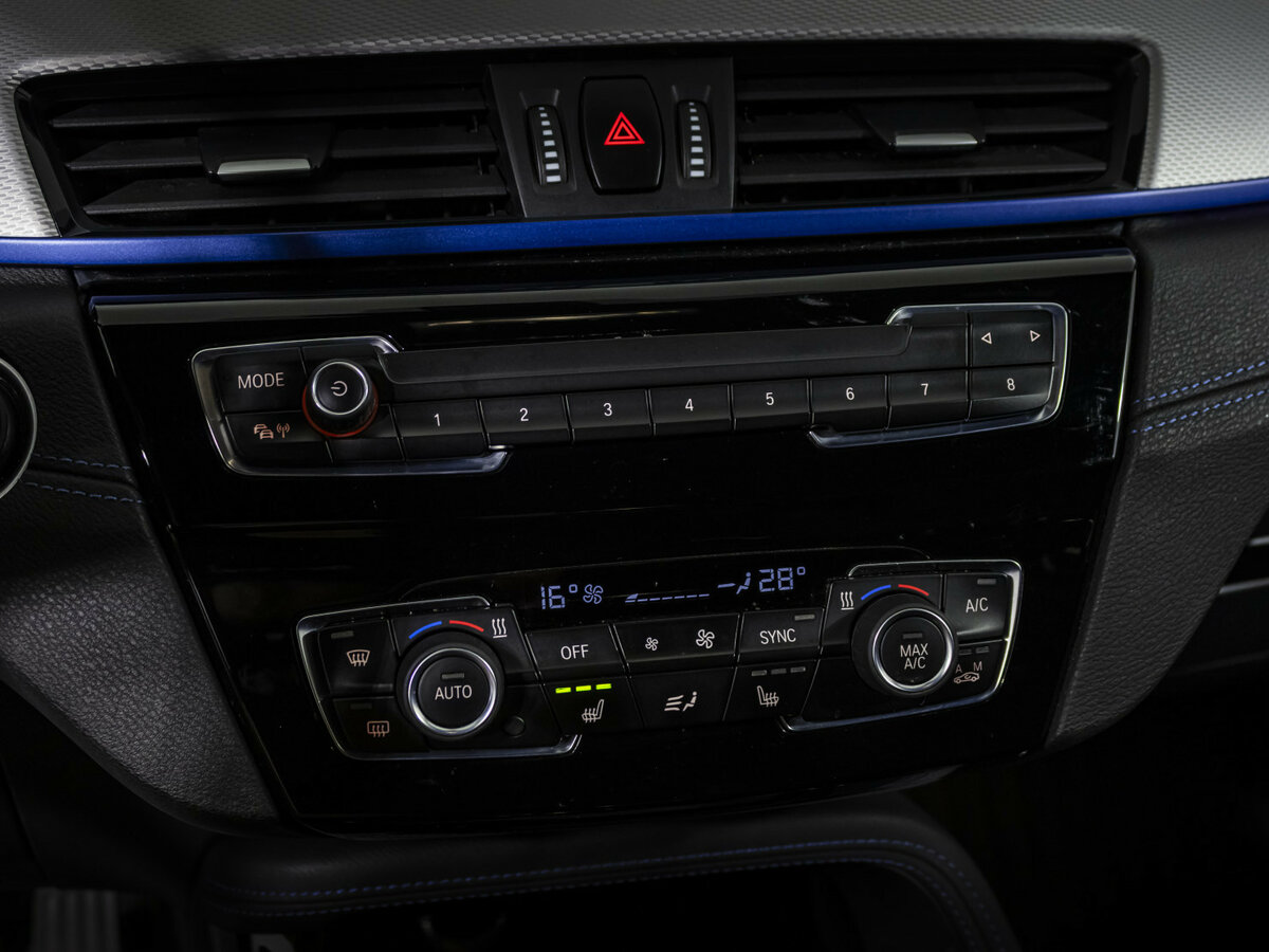 BMW X1 20i xDrive II (F48) Рестайлинг, 2019 Фото №12