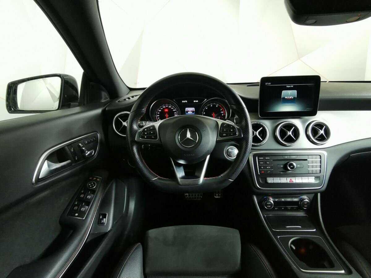 Mercedes-Benz CLA 200, 2017 Фото №15