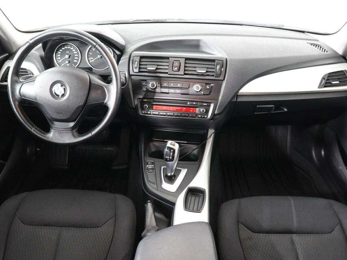 BMW 1 серии 116i, 2013 Фото №8