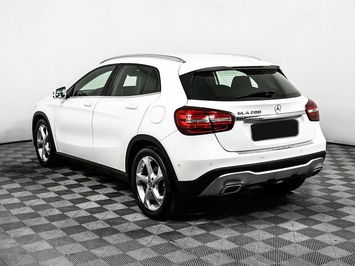 Mercedes-Benz GLA 200, 2019 Фото №7