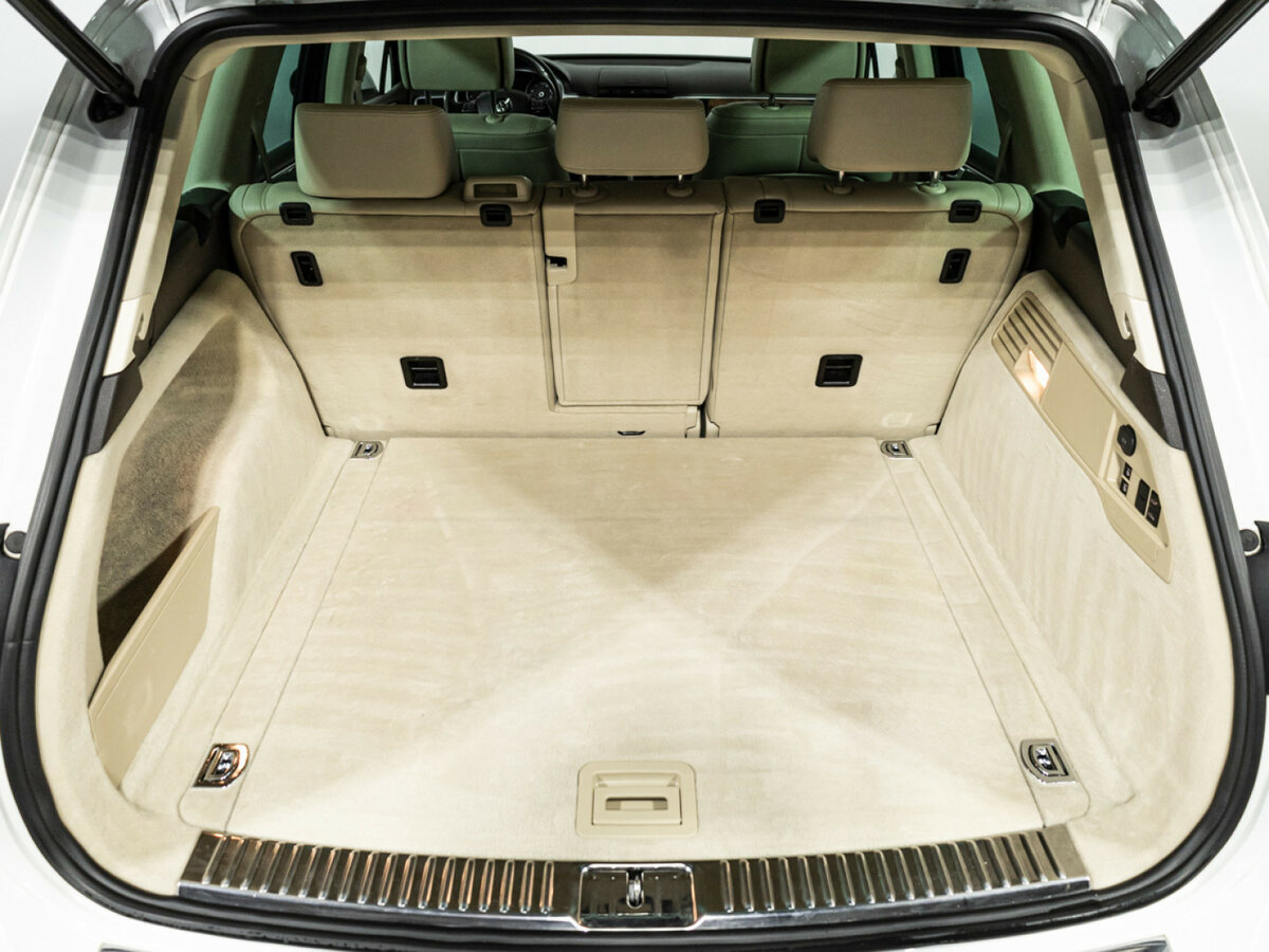 Volkswagen Touareg II, 2013 Фото №22