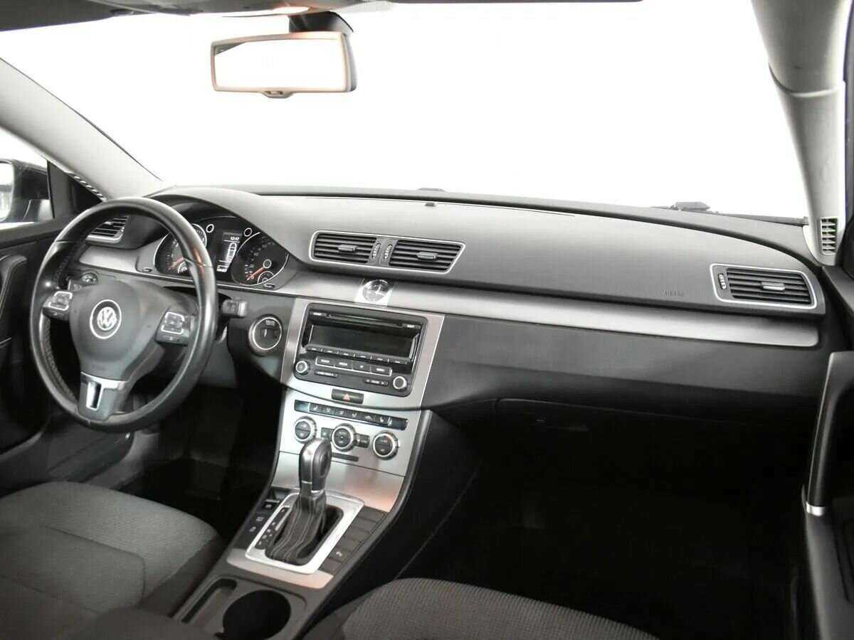 Volkswagen Passat, 2014 Фото №12