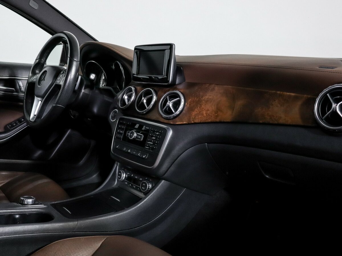 Mercedes-Benz GLA 200 I (X156), 2014 Фото №7