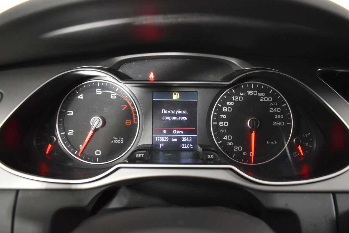 Audi A4, 2012 Фото №13