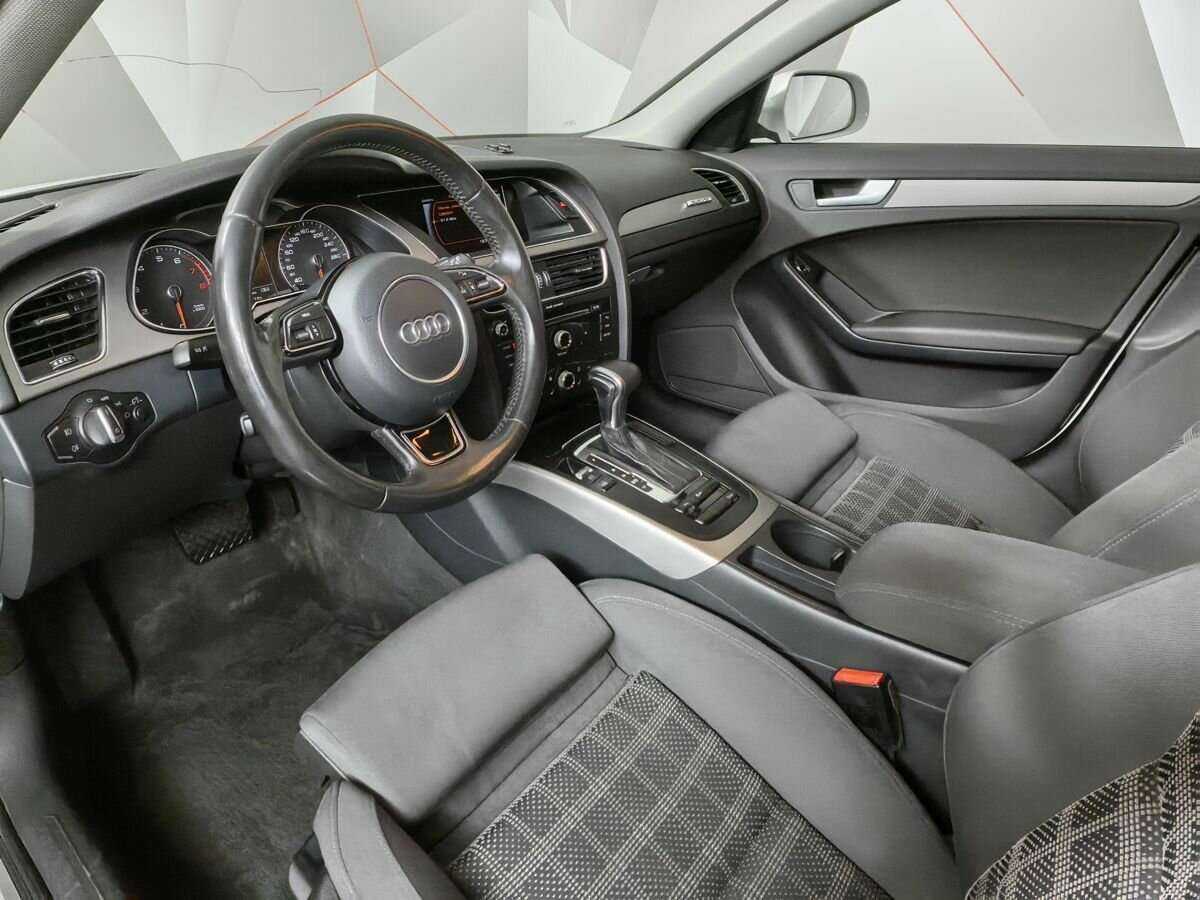 Audi A4, 2012 Фото №14