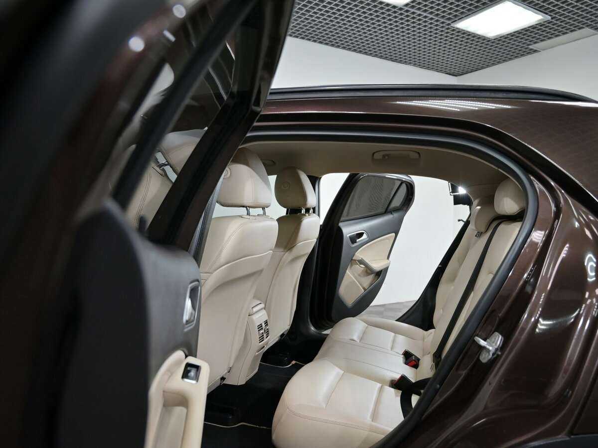 Mercedes-Benz GLA 250, 2014 Фото №6