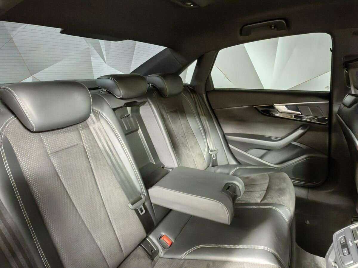 Audi A4, 2016 Фото №13