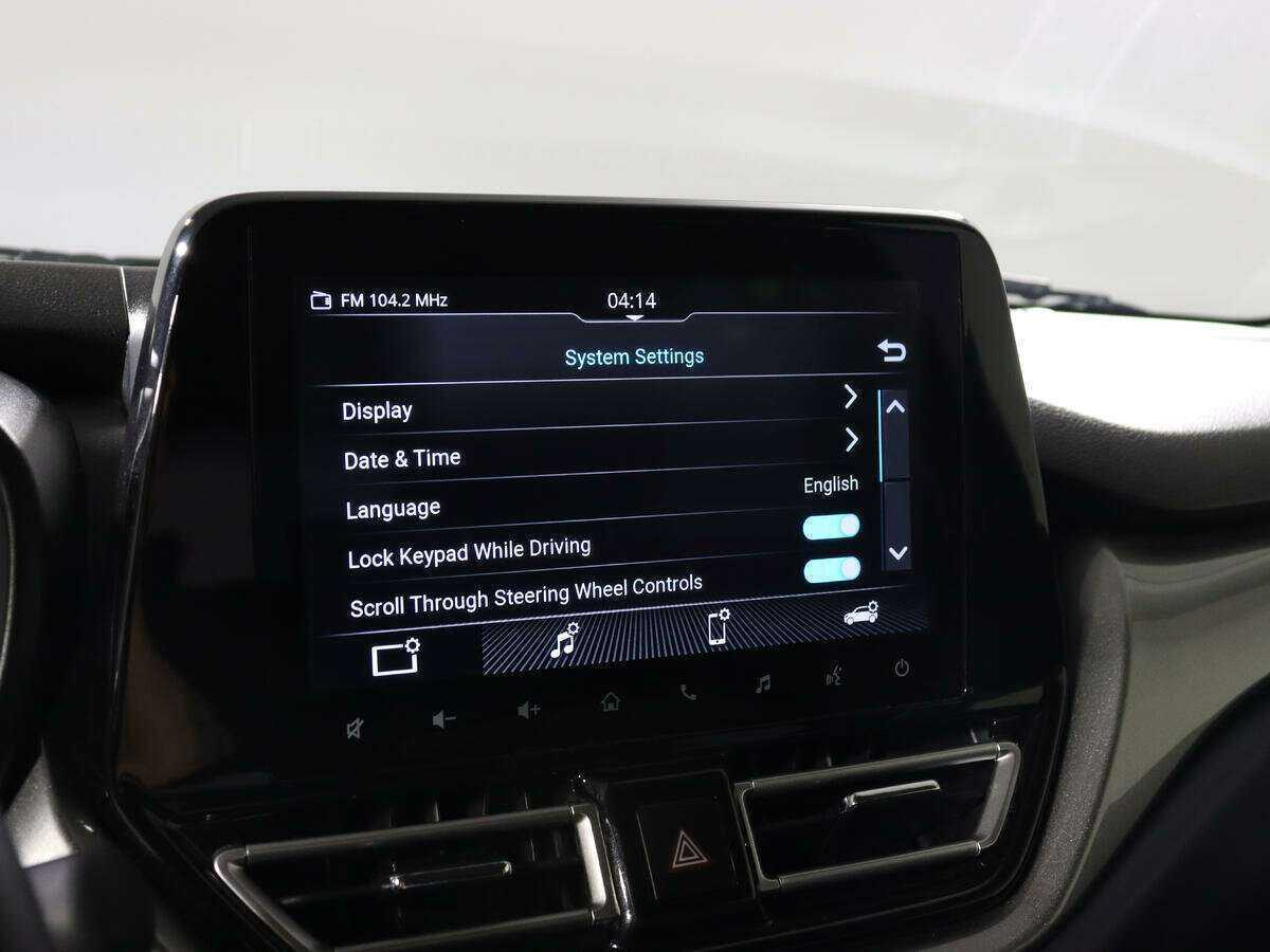 Suzuki Baleno, 2022 Фото №13