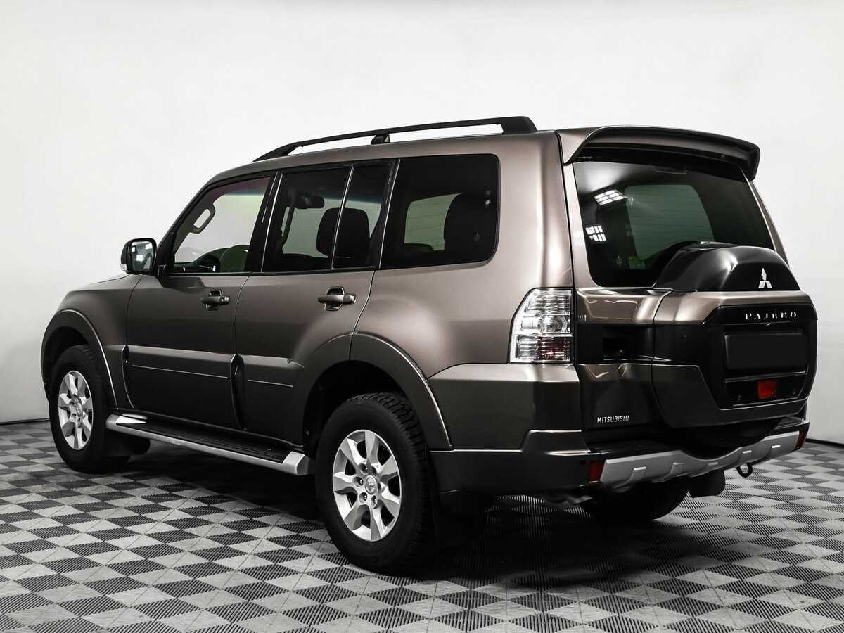 Mitsubishi Pajero, 2015 Фото №7