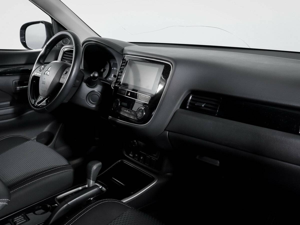 Mitsubishi Outlander III Рестайлинг 3, 2019 Фото №9
