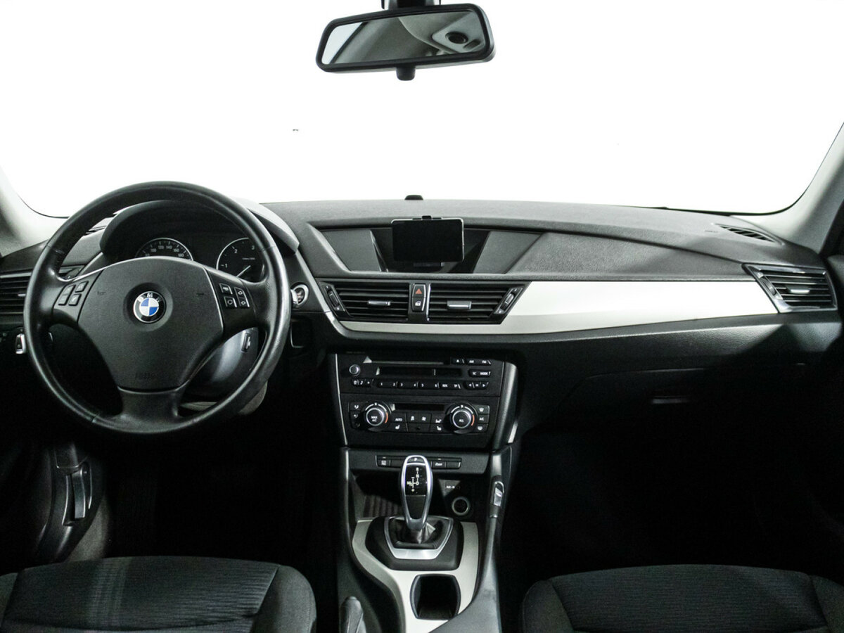 BMW X1 20d I (E84) Рестайлинг, 2014 Фото №13