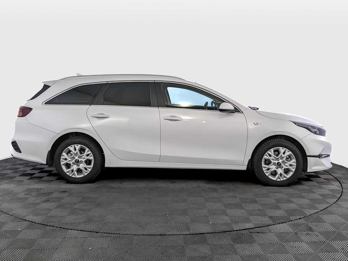 Kia Ceed, 2022 Фото №4